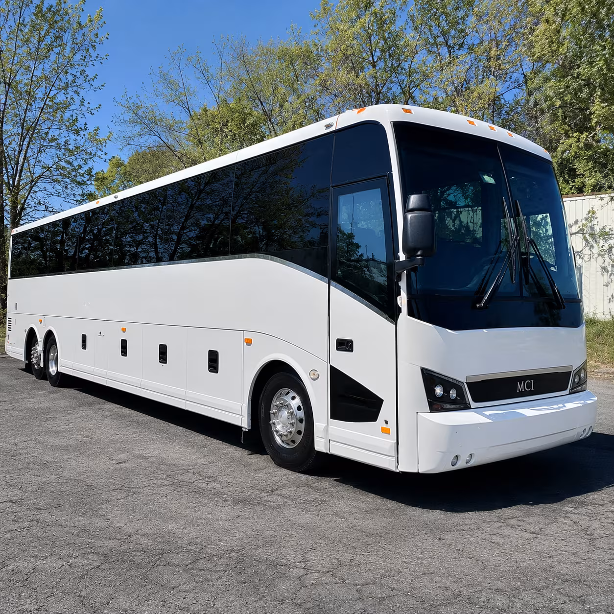charter bus shuttles between athens and hartsfield jackson atlanta international airport atl