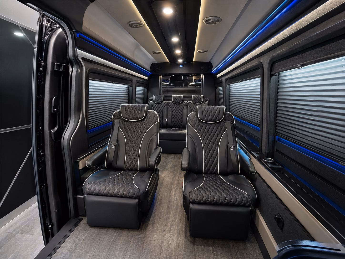 it s easy to compare buses to greenville spartanburg gsp and charlotte douglas clt