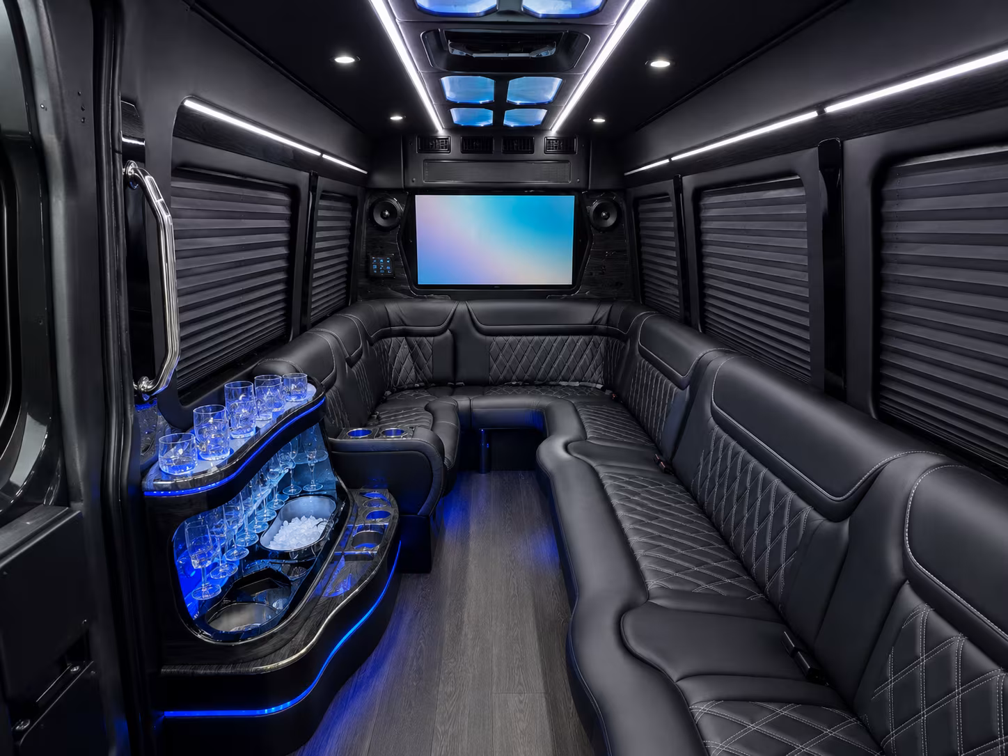 no surge pricing no splitting up just one bus and one price for your athens concert night